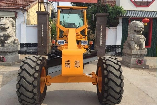 自行式平地機(jī)的主要用途介紹